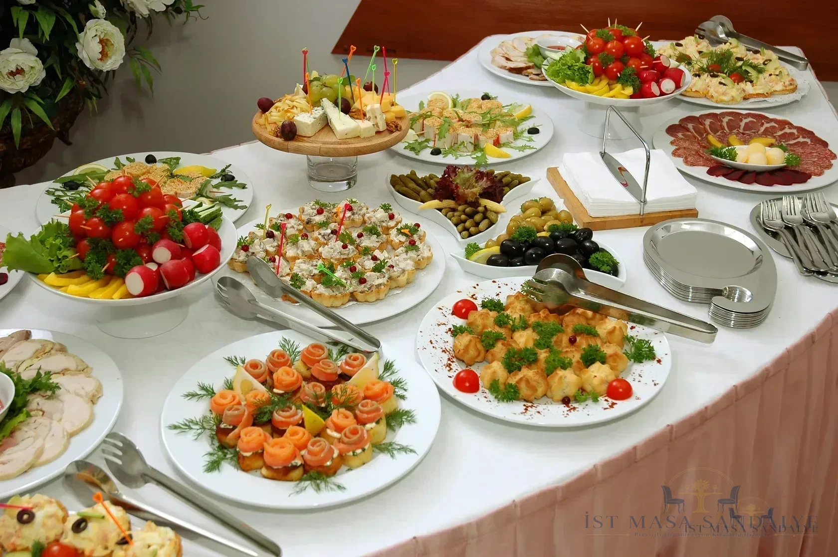 Organizasyon Ekipman Kiralama Hizmetleri - Lezzet Catering Galerisi