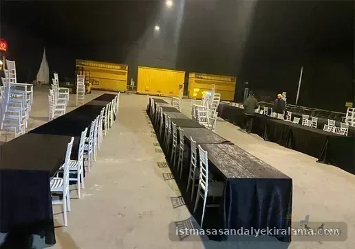 Dikdörtgen Masa Kiralama