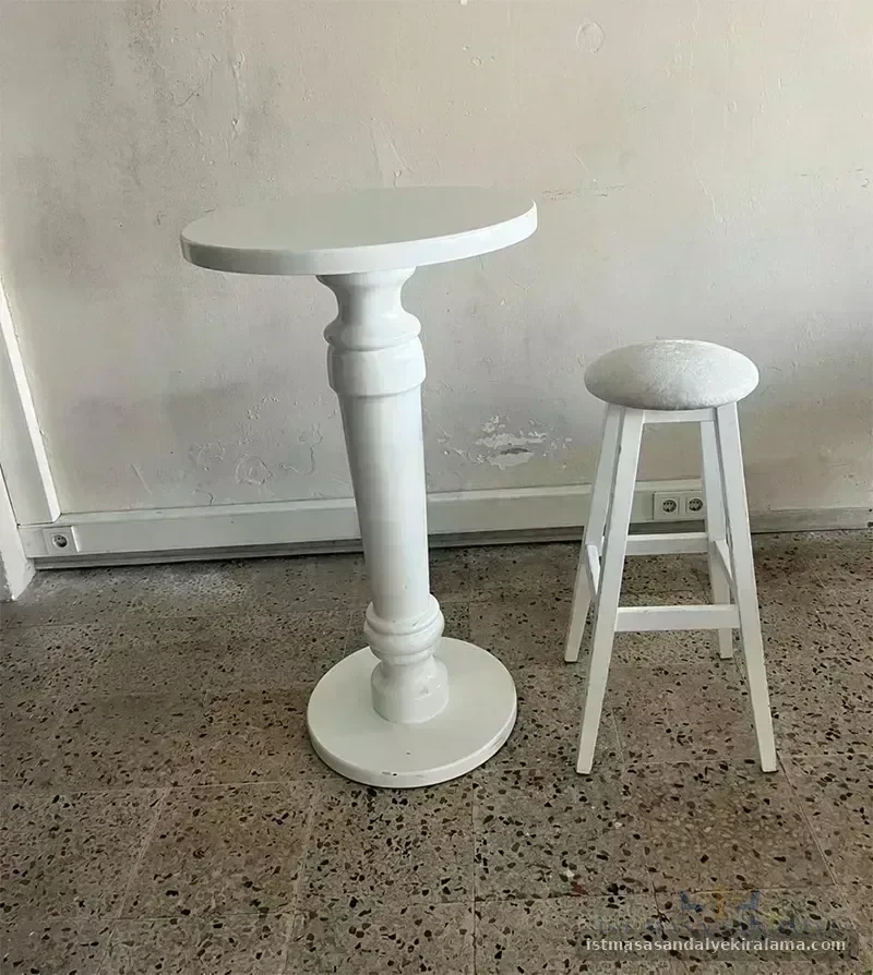 Kokteyl Masası Kiralama - Açık Alan Beyaz Lake Bistro Masası Kiralama Bar Duzeni