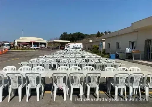 Plastik Masa Sandalye Kiralama İstanbul masa sandalye kurulum görseli